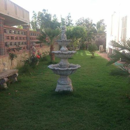 Su Suergiu Villa San Giovanni Suèrgiu Екстериор снимка